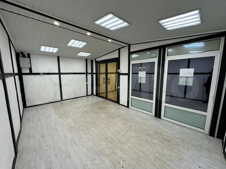 Торговая площадь, 21 м²