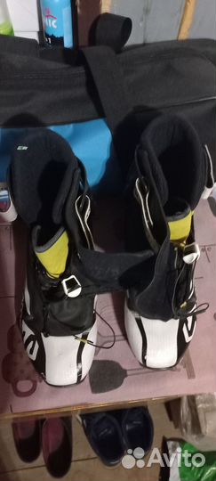 Лыжные ботинки salomon sns pilot