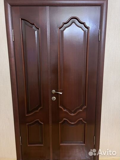 Двери б\у продаются
