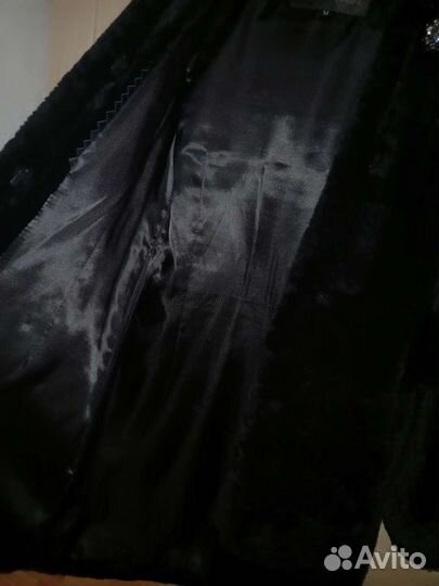 Шуба мутоновая с капюшоном