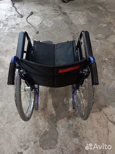 Инвалидная коляска