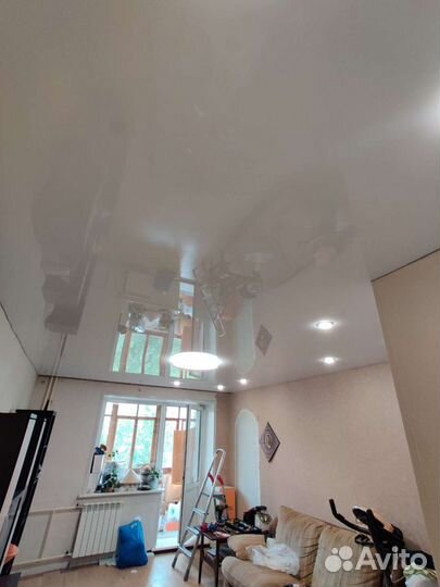 Натяжные потолки, частник)