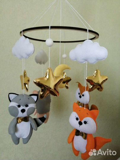 Мобиль в наличии