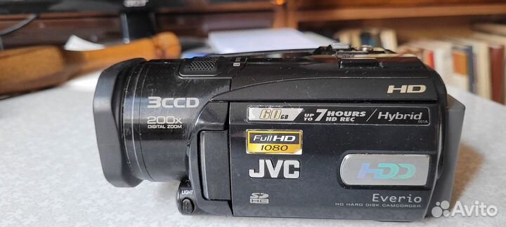 JVC HD Everio GZ-hd3er (60 Гб)