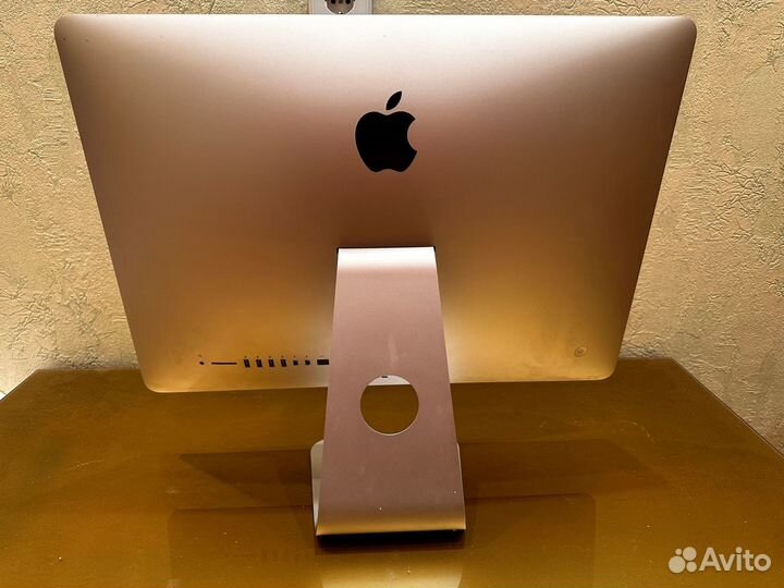 Apple iMac 21.5 2017 со светодиодной подсветкой