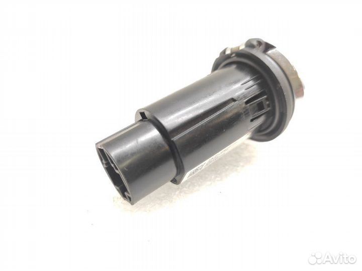 Розетка Land Rover Discovery 5 L462 3.0D 2017