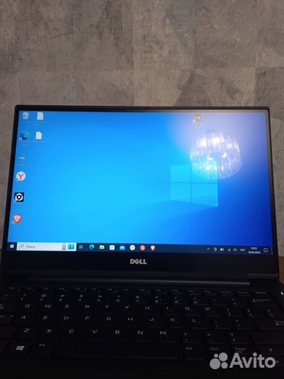 Ноутбук Dell latitude 7370