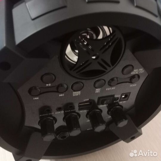 Блютуз колонка с радио