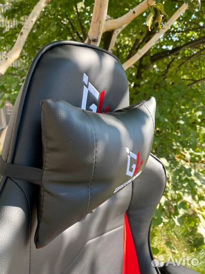 Компьютерное кресло -Геймеровское кресло