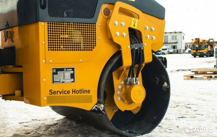 Дорожный каток XCMG XMR403VT, 2023