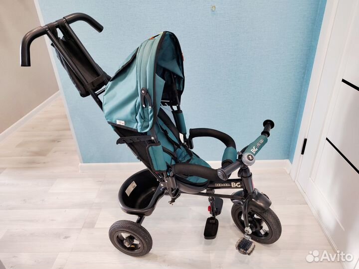 Детский трехколесный велосипед Berger с ручкой