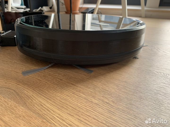 Робот пылесос