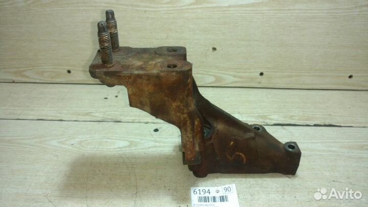 Кронштейн двигателя Ford Mondeo GE SEA 2005