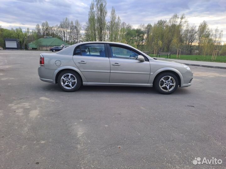 Opel Vectra 1.8 МТ, 2007, 300 000 км