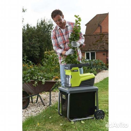 Измельчитель веток аренда