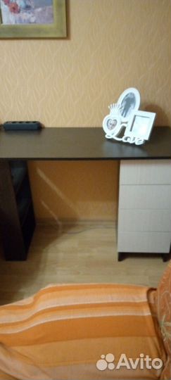 Стол письменный для школьника