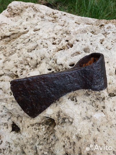 Старинный кавказский топор