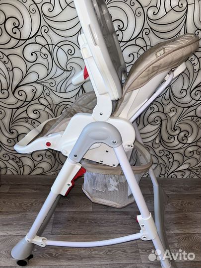 Стульчик для кормления babyton