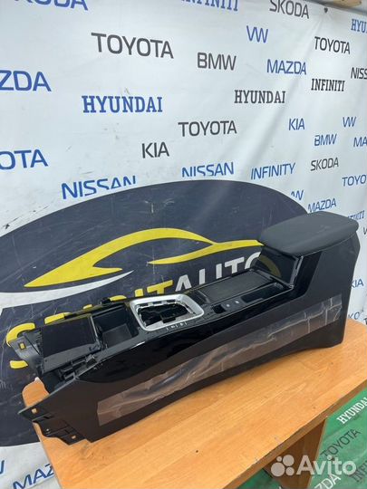 Консоль центральная Kia Cerato 4 G4NA 2018-2023