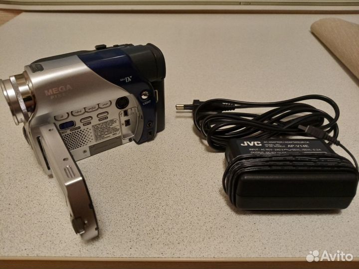 Камера jvc gr-d93e mini dv