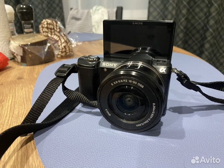 Sony Alpha A5000 беззеркальный фотоаппарат