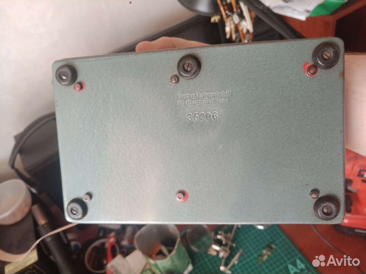 Печатная машинка по брайлю