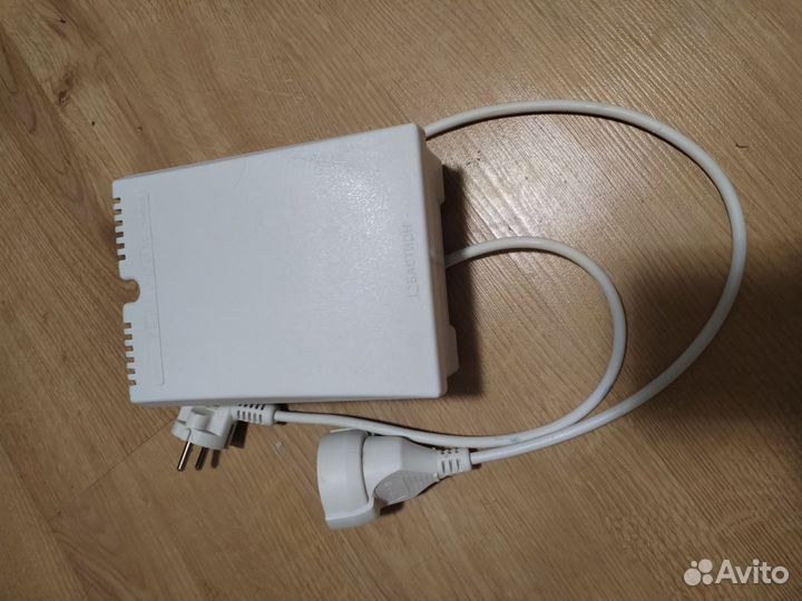 Стабилизатор напряжения teplocom ST-555