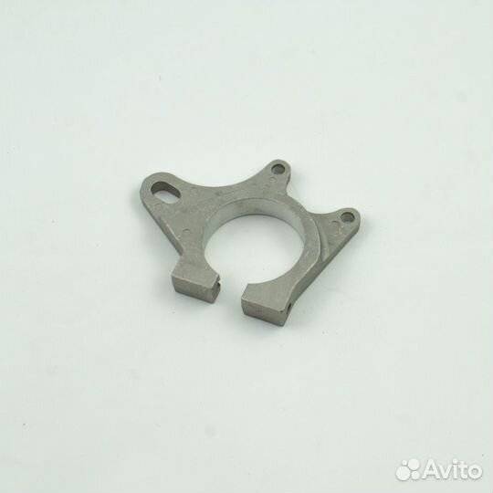 Крепление суппорта тормозного заднего 200 NEW, BIG