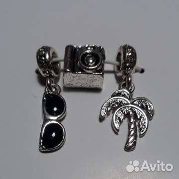 Браслет с шармами