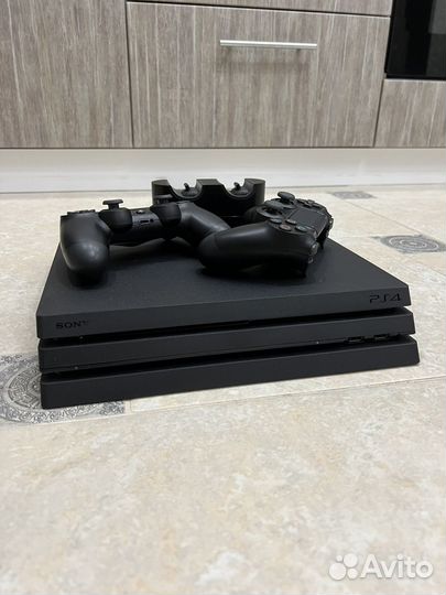 Sony PS4 pro 1tb