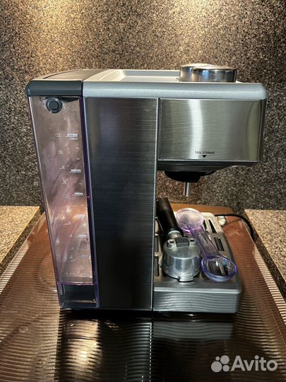 Кофемашина рожковая bork C700