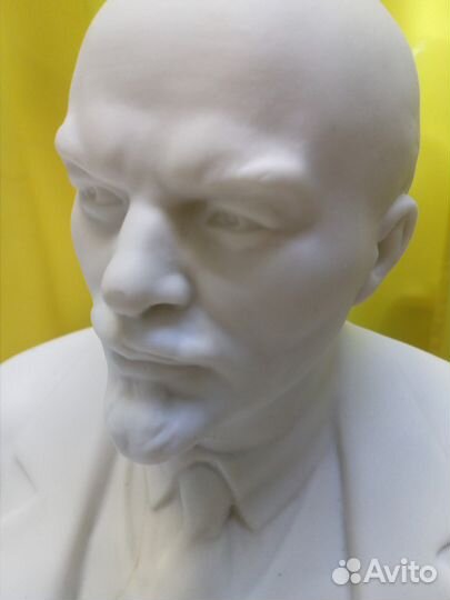 Бюст В.И. Ленина (СССР)