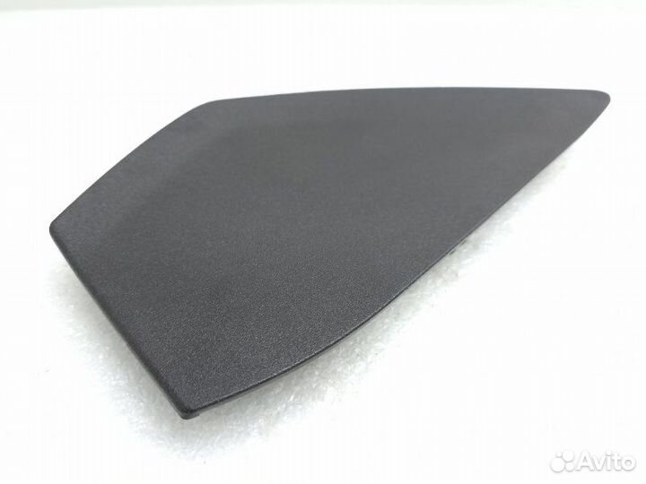 Накладка двери передняя правая Mercedes-Benz