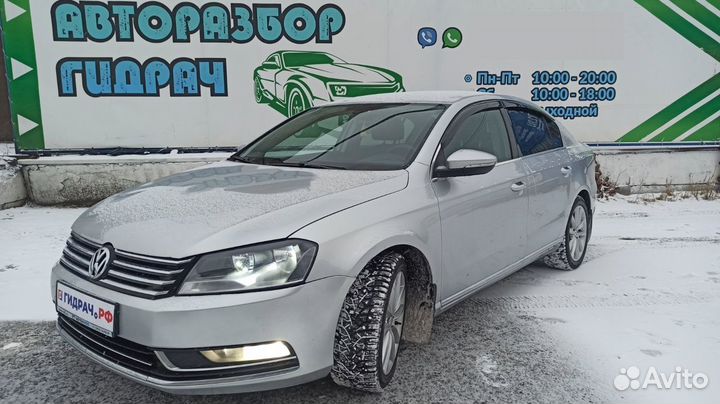 Лонжерон передний левый Volkswagen Passat B7