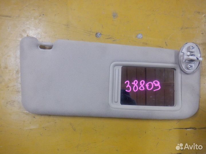 Козырек солнезащитный прав. Toy/ Venza/ AGV10,GGV1