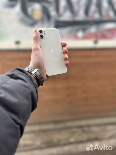 iPhone 11, 128 ГБ