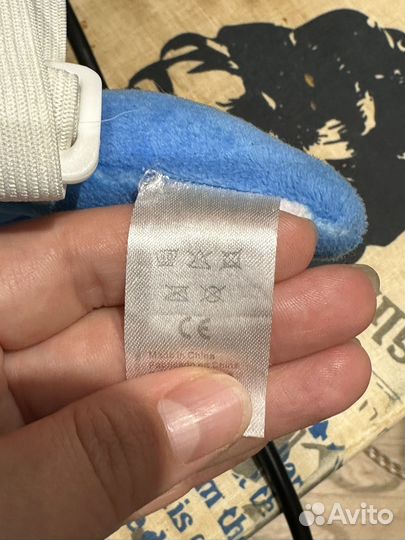 Подушка - рюкзак защита спины и головы