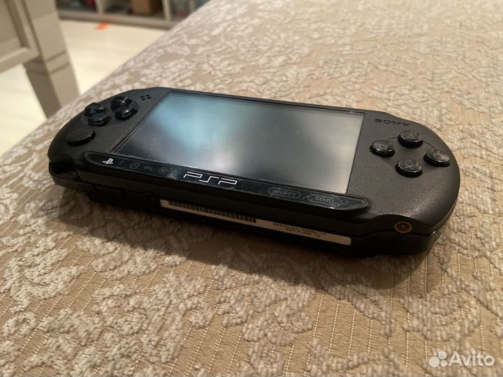 Продам Sony PSP e1008