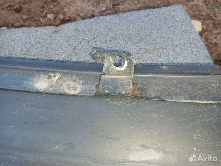 Стекло заднее левое Seat Alhambra 1999г