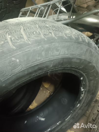 Michelin 4x4 Alpin 215/65 R16