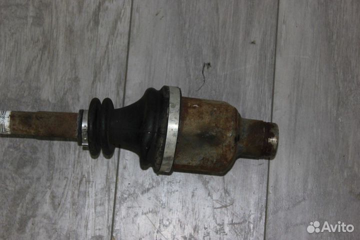 Привод передний правый АКПП Логан Альмера Ларгус