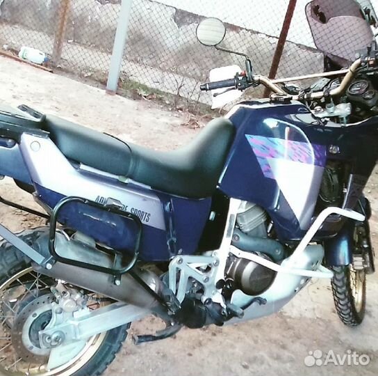 Продаю мотоцикл Honda XRV 750 RD04 1992г.в