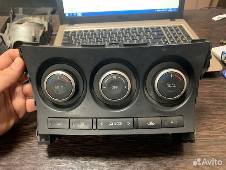 Блок управления климата /печки Mazda 3 BL
