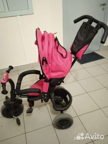 Прогулочная коляска трость