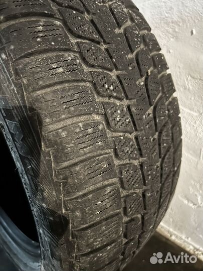 Bridgestone Blizzak LM-25 225/50 R17 94H