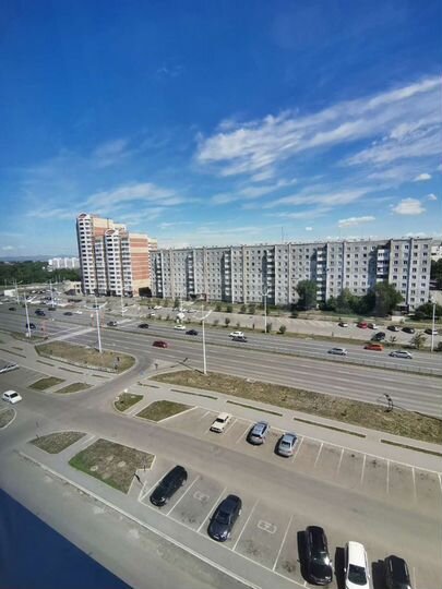 2-к. квартира, 72 м², 8/9 эт.