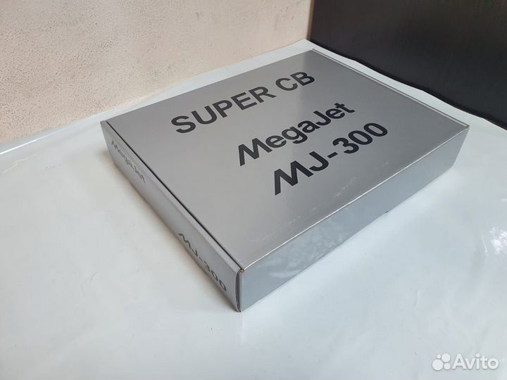 Автомобильная радиостанция MegaJet MJ-300 новая