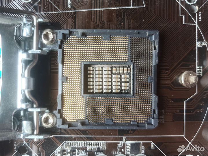 Материнская плата ASRock B75 Pro 3