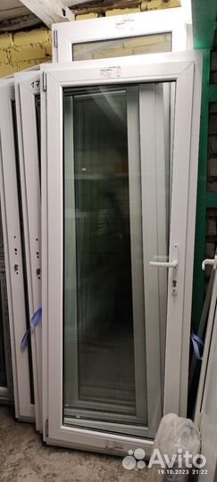 Дверь пластиковая