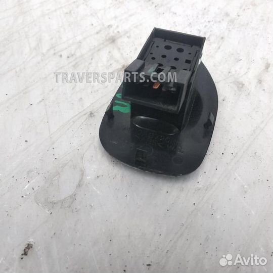 Кнопка стеклоподъемника